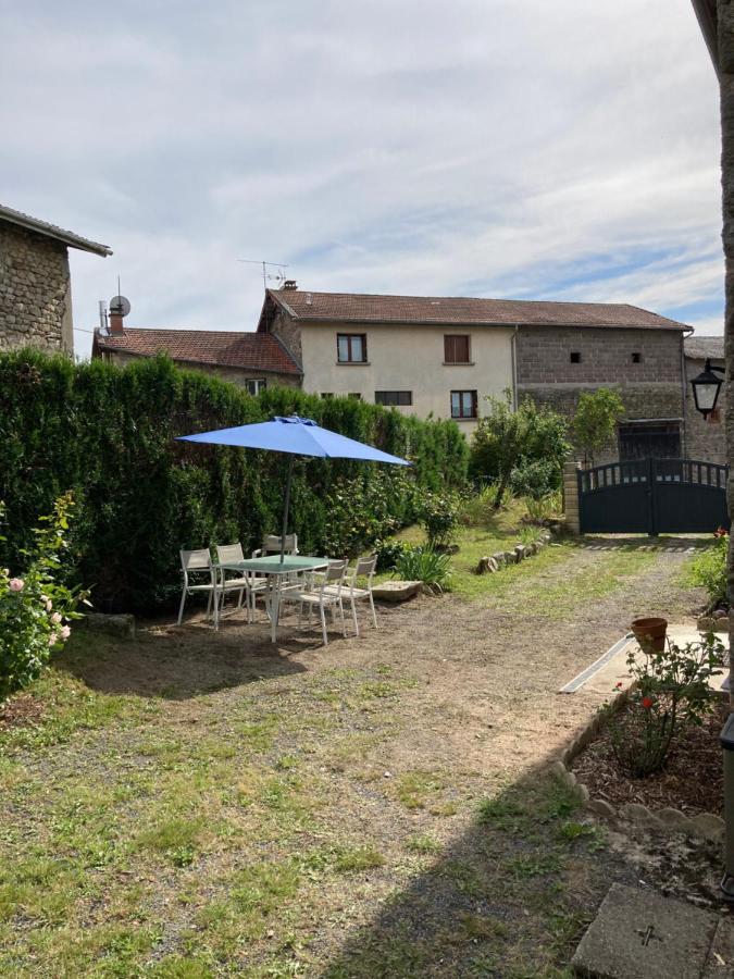 Chez Elise Et Jean Yves Villa Job Exterior foto